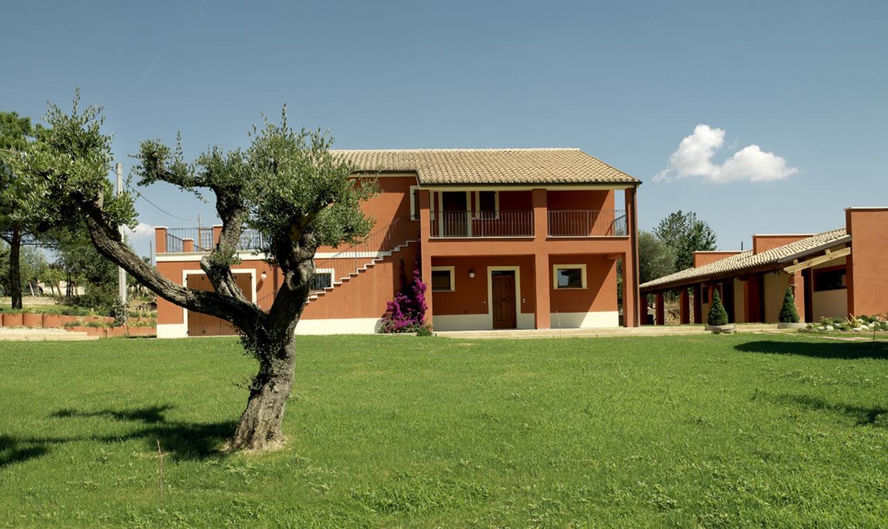 Contado San Lorenzo B&B And Wine Castilenti Buitenkant foto