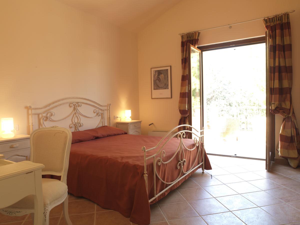 Contado San Lorenzo B&B And Wine Castilenti Buitenkant foto