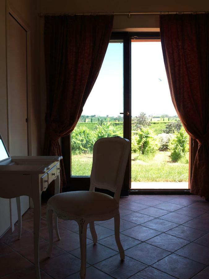 Contado San Lorenzo B&B And Wine Castilenti Buitenkant foto